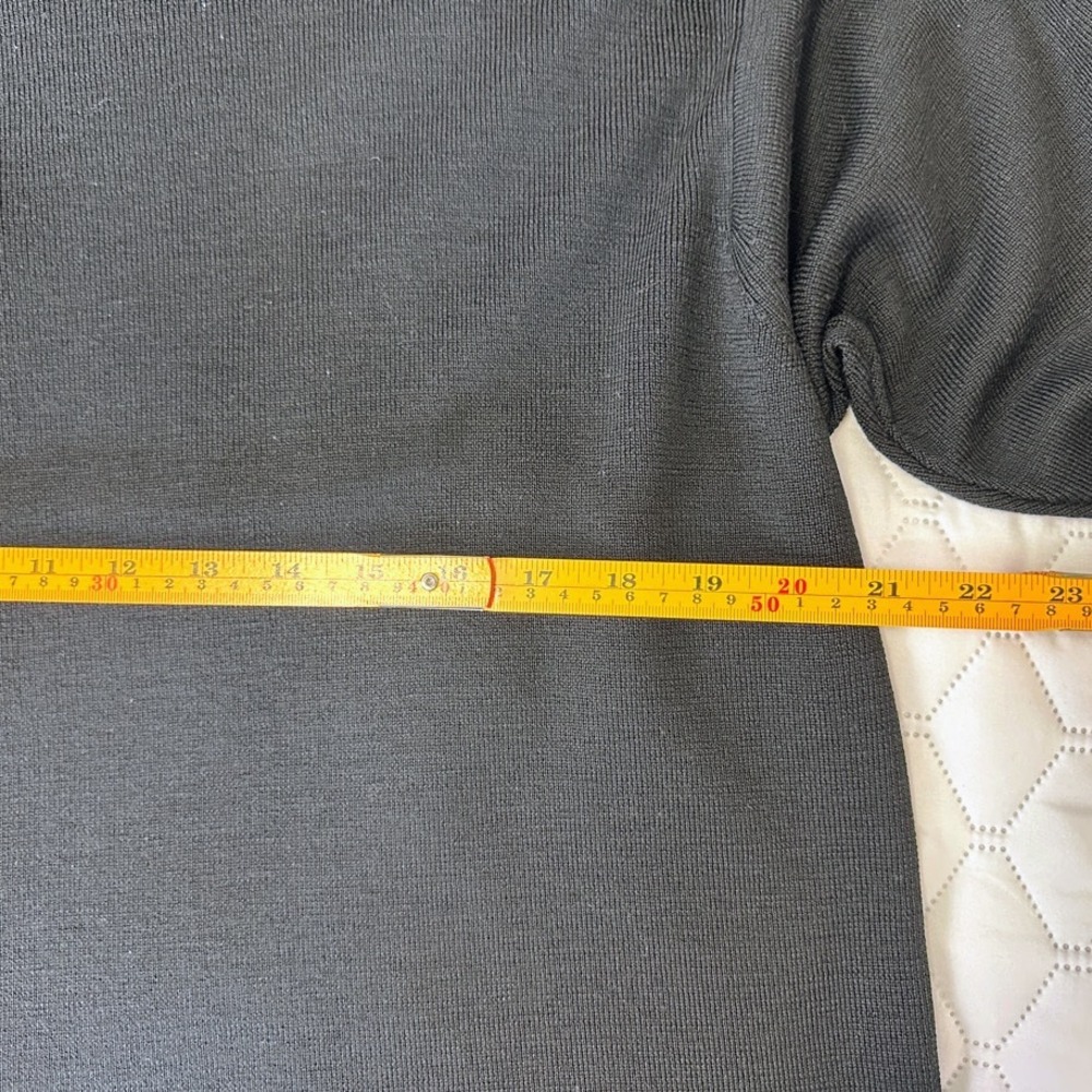 Eileen Fisher Black 100% Wool V-Neck Longline Button Cardigan‎ Size Large - Picture 4 of 5